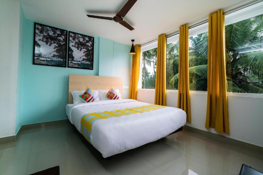 Flamingo Suites Kochi Bagian luar foto